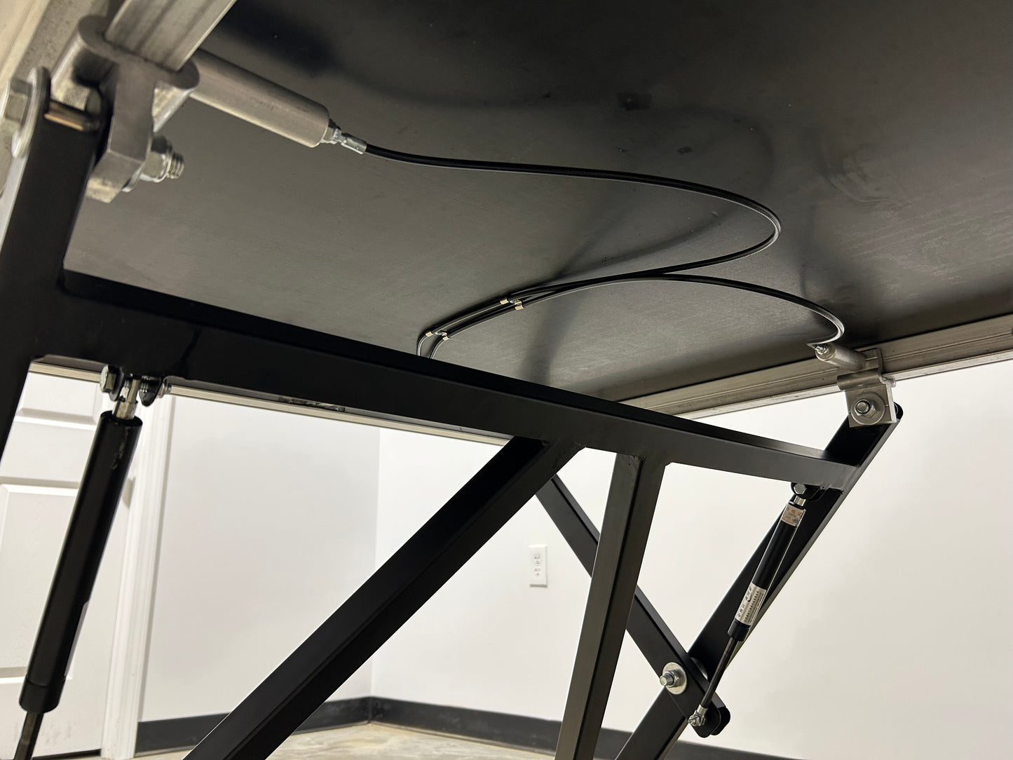 Height adjustable work table