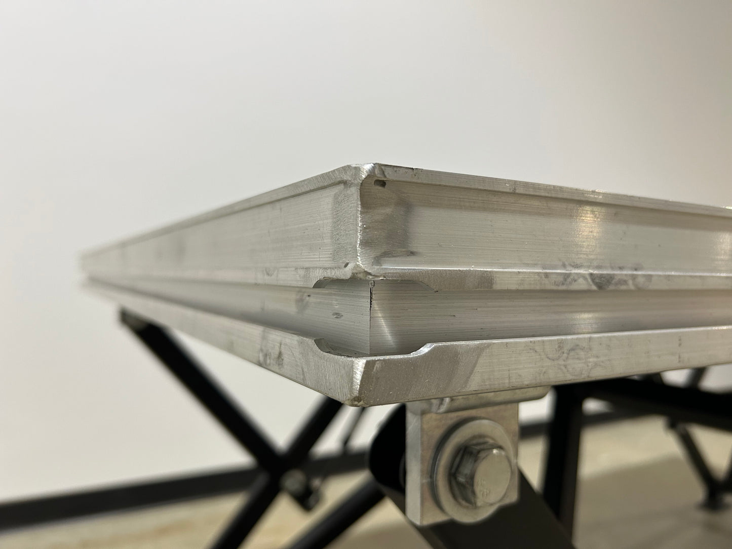 Height adjustable work table